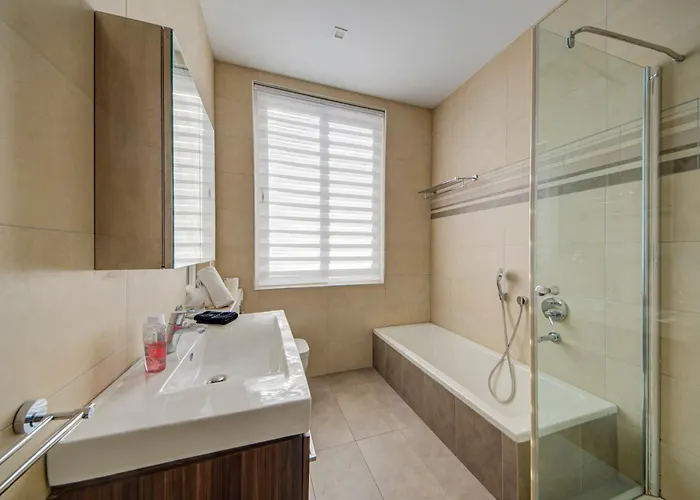 Apartament St Julian's 2br With Private Jacuzzi *