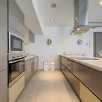 St Julian's 2br With Private Jacuzzi Apartman