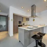St Julian's 2br With Private Jacuzzi Apartman *