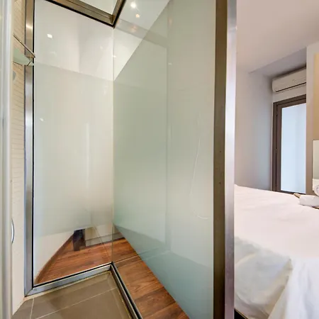 St Julian's 2br With Private Jacuzzi