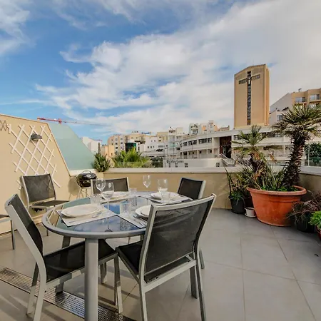 St Julian's 2br With Private Jacuzzi Διαμέρισμα *