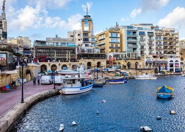 شقة St Julian's 2br With Private Jacuzzi *